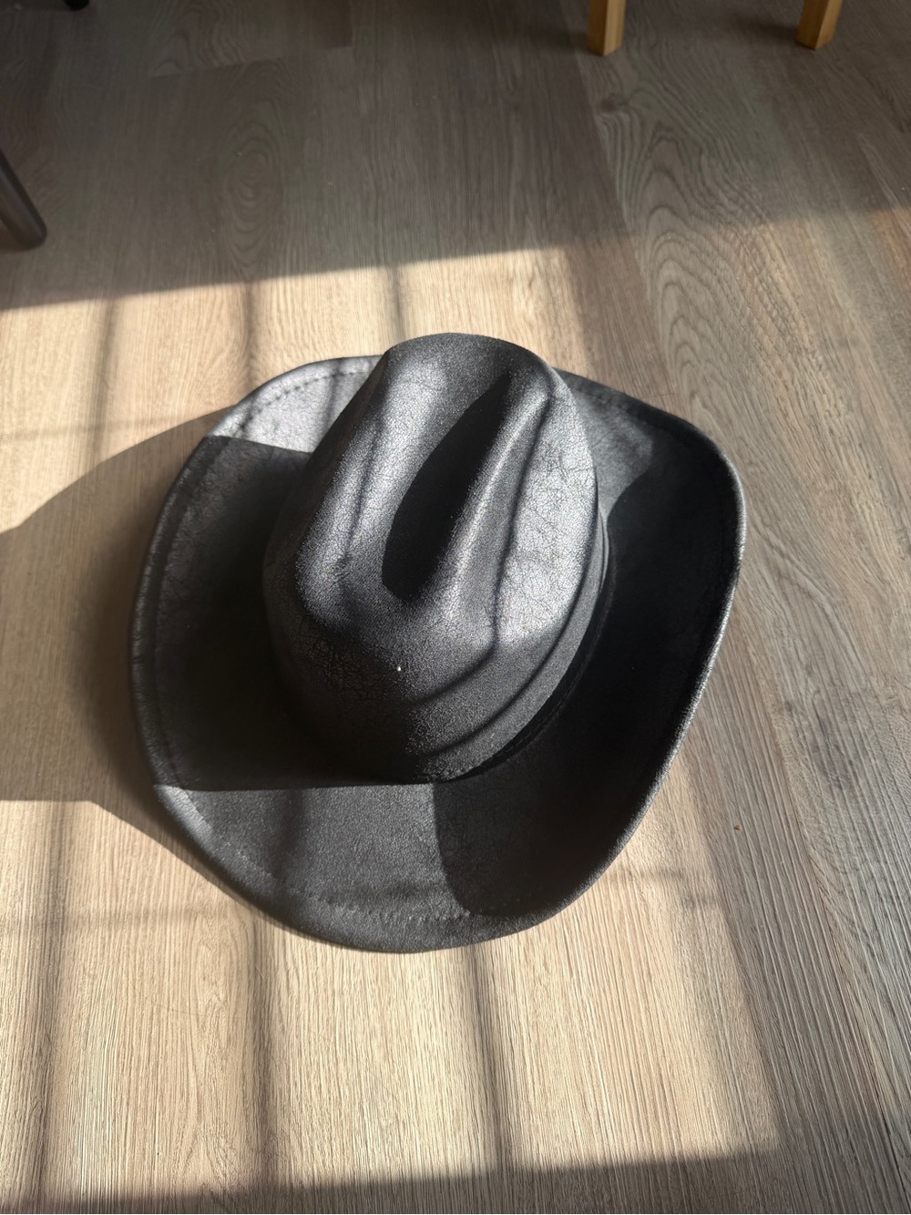 Women’s Black Western-Style Hat